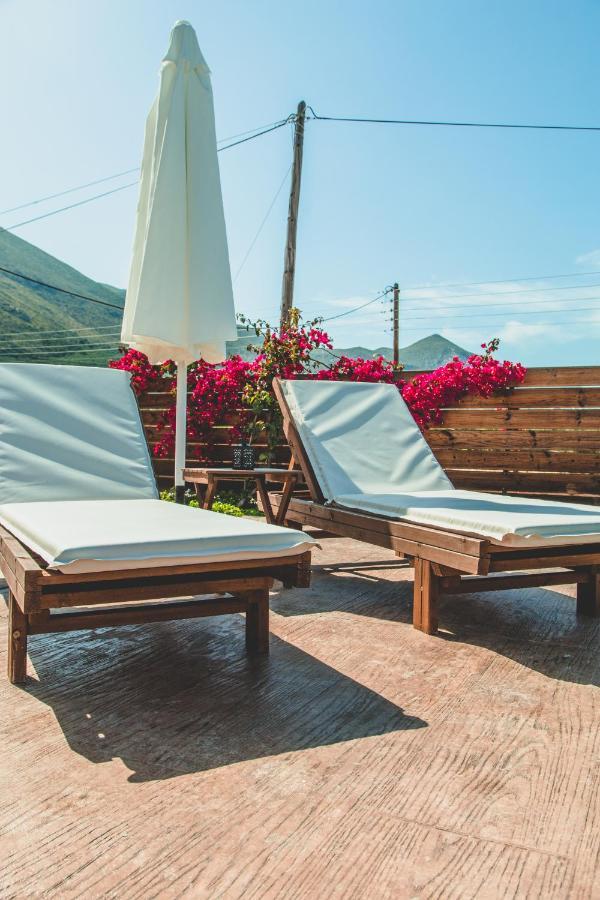 Casa Di Terra Guest House Pigadhakia Exterior photo